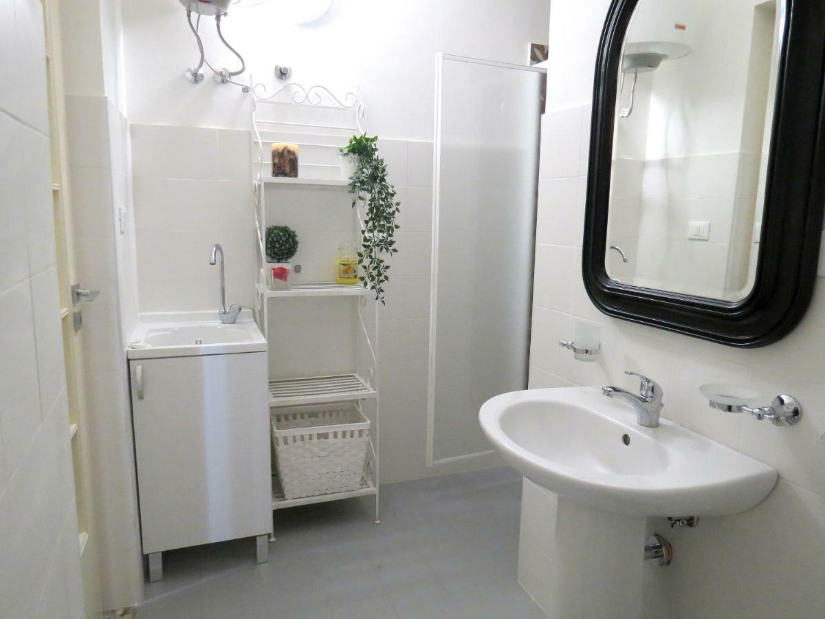 カターニアA Casa Del Reuccioアパートメント エクステリア 写真