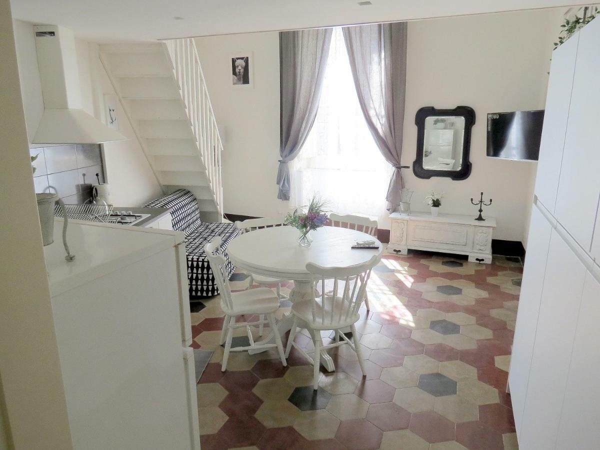 カターニアA Casa Del Reuccioアパートメント エクステリア 写真
